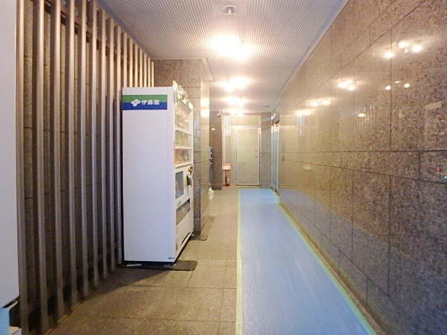 ティーエスケービルエントランス③