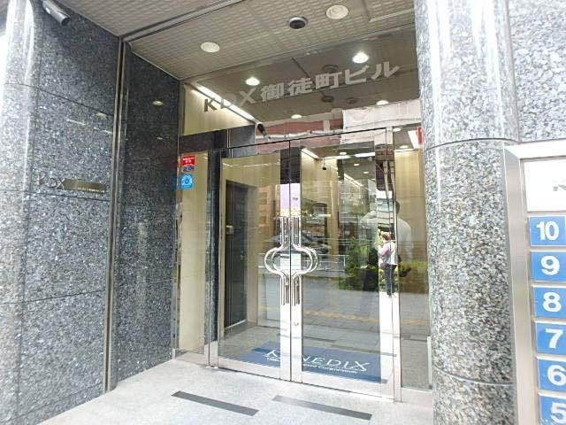 ＫＤＸ御徒町ビルエントランス②