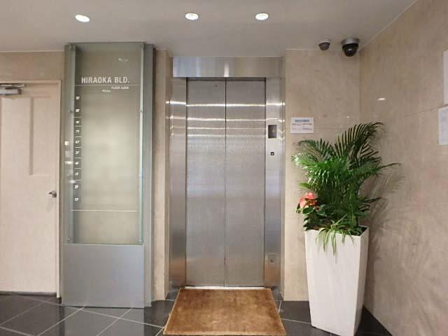 平岡ビルホール②