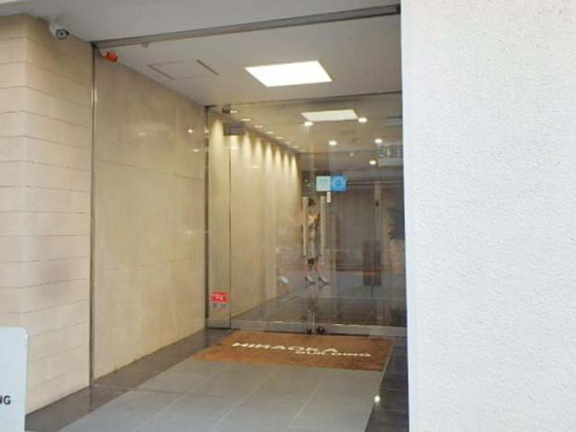 平岡ビルエントランス②