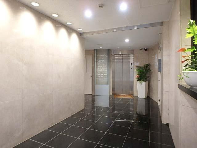 平岡ビルホール①