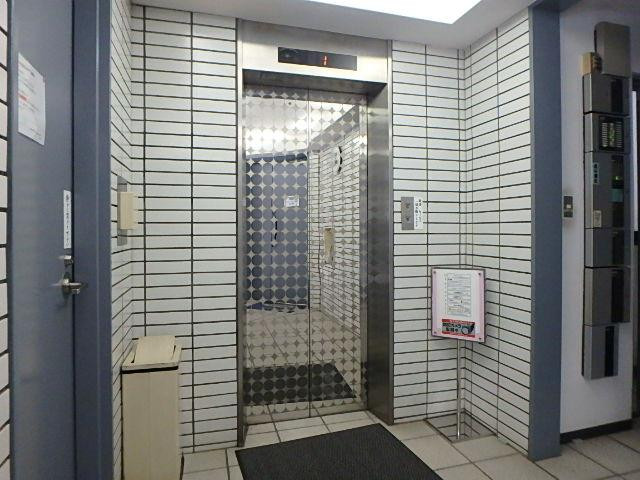 第１泉ビルホール②