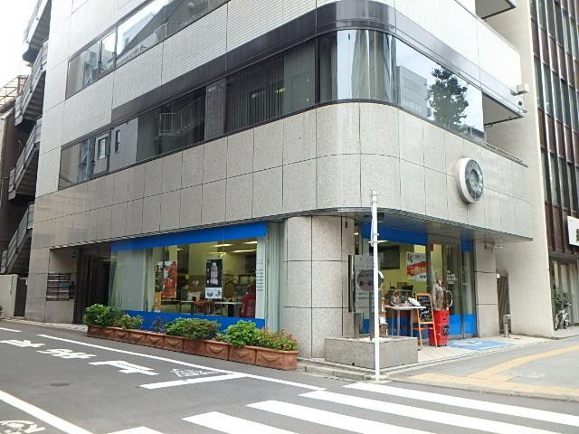 第１泉ビルエントランス①
