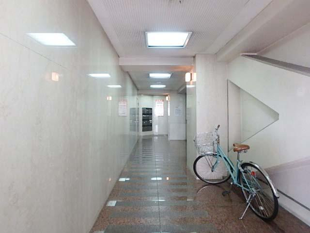 ホール①