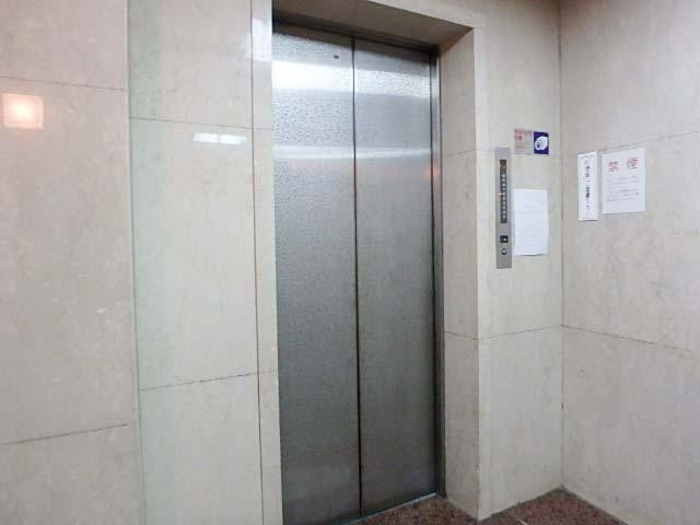 ホール③
