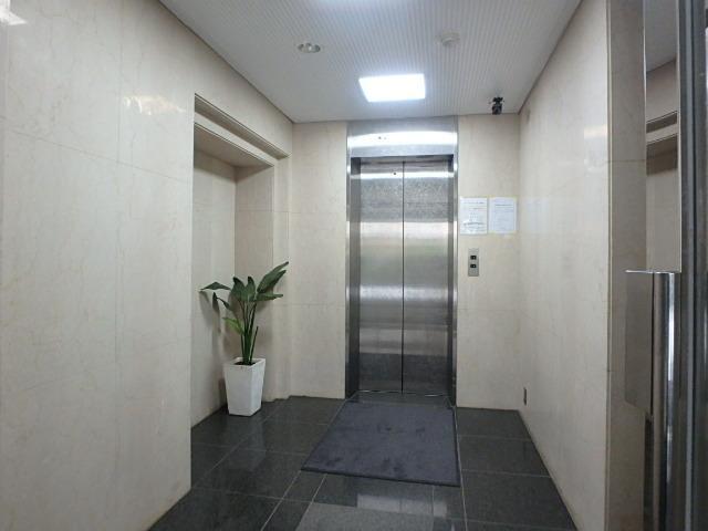 ワイゼムビルホール①