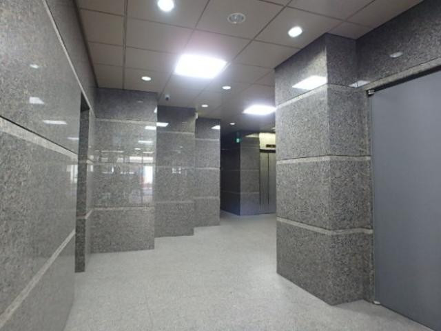 ホール①