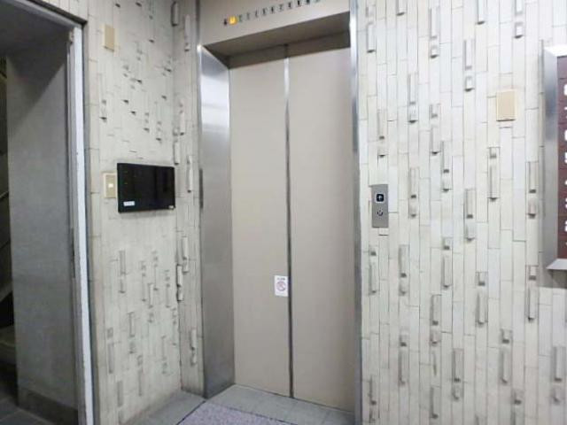 ホール②