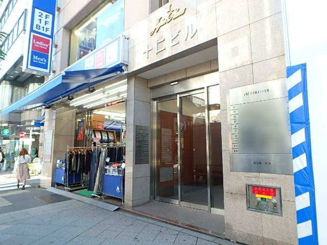 十仁ビルエントランス①