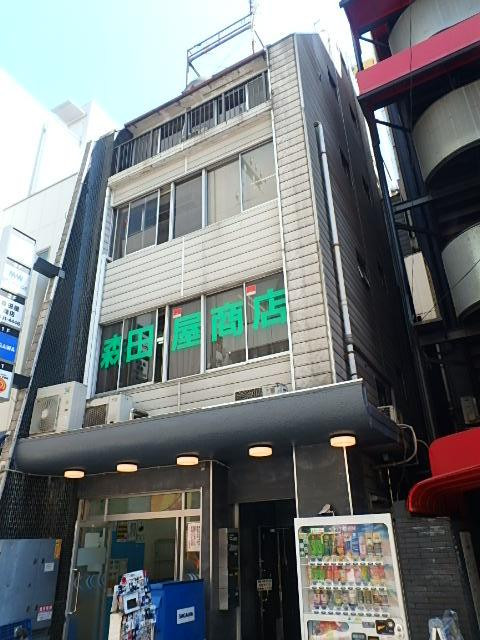 八重垣ビルエントランス①