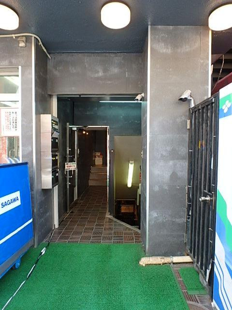 八重垣ビルエントランス②