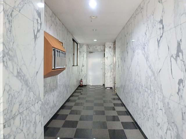 柳北（リュウホク）ビルホール①