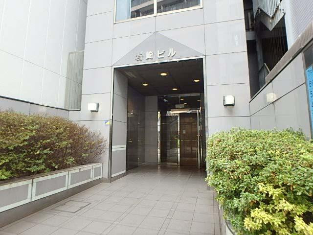 岩崎ビルエントランス①