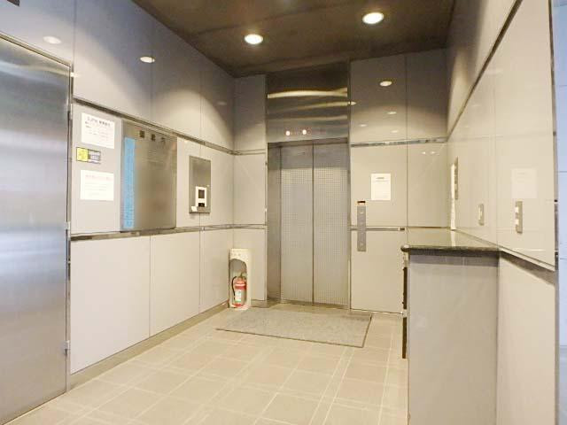 岩崎ビルホール①