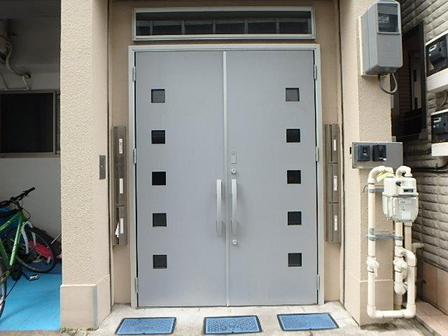 エントランス②