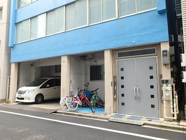 エントランス①