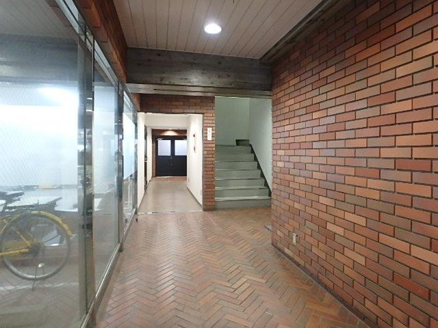 伊藤ビルホール①