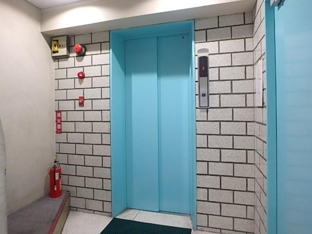 内田ビルホール②