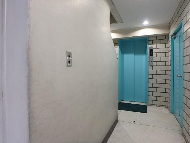 内田ビルホール①