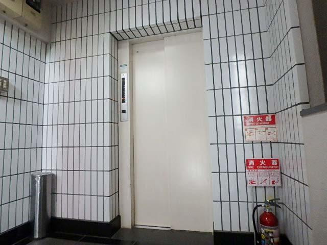 清水ビルホール②