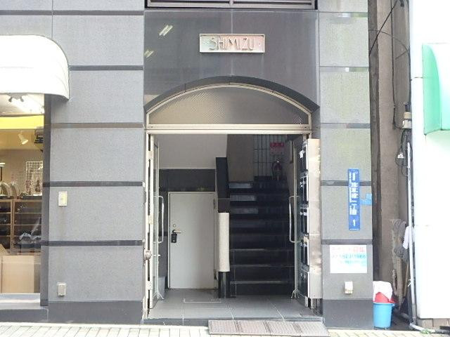 清水ビルエントランス②