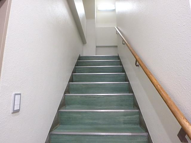 日の出ビルホール②