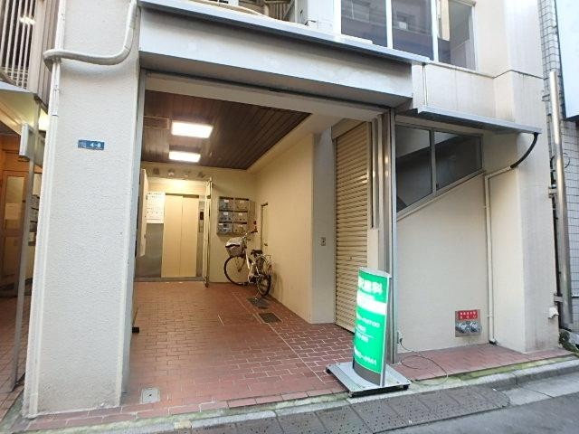 遠藤ビルエントランス①