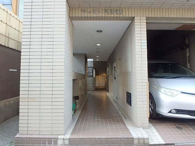 ラッキー浅草橋ビルエントランス②