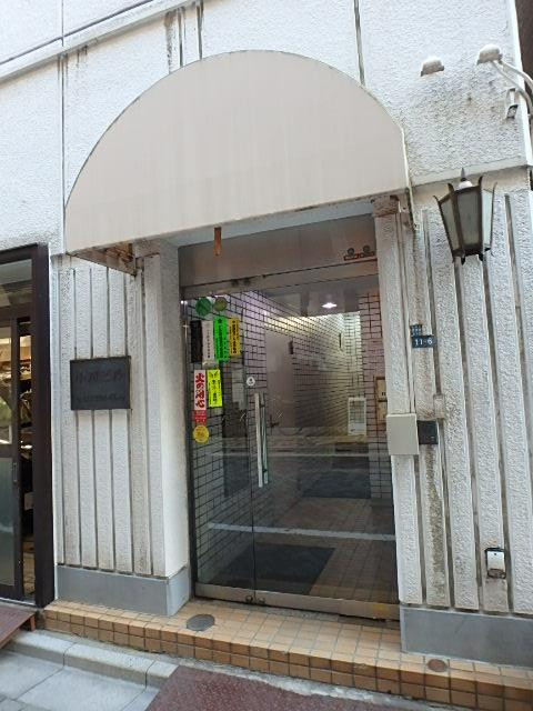 小川ビルエントランス②