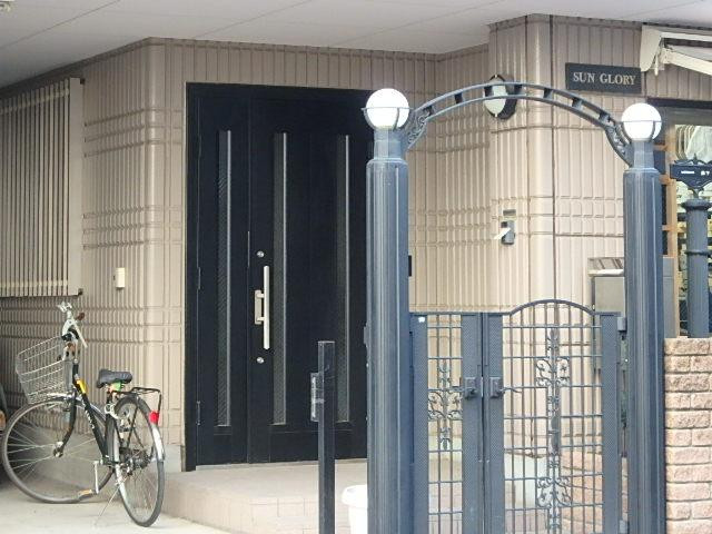 サングローリーエントランス②