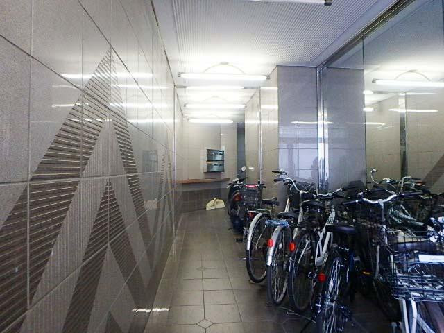 ホール①