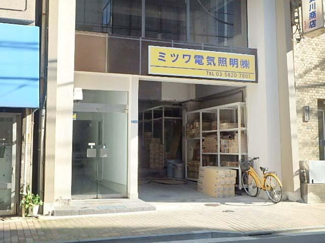 サンエイビルエントランス①