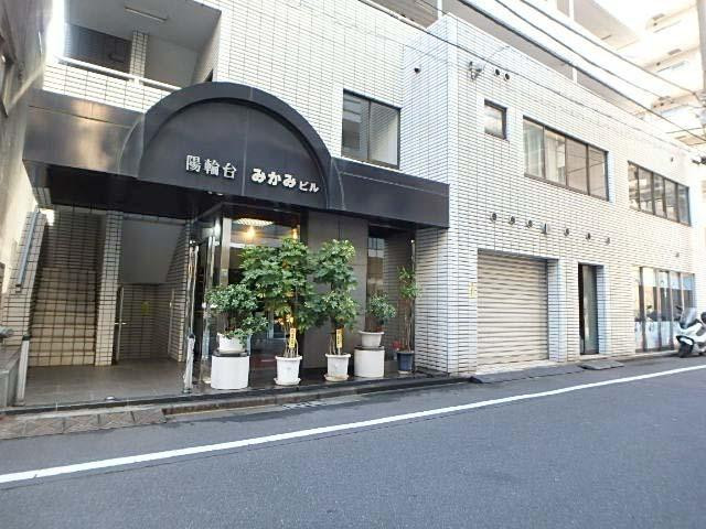 エントランス①