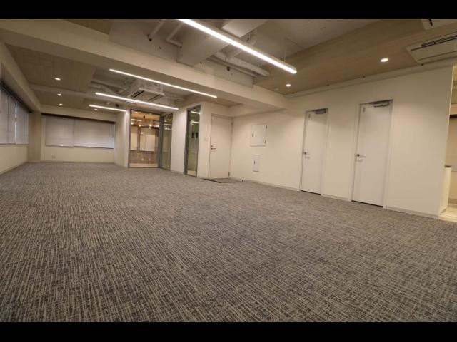 アサヒビル室内①