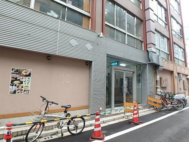 第２宮地ビル　エントランス①