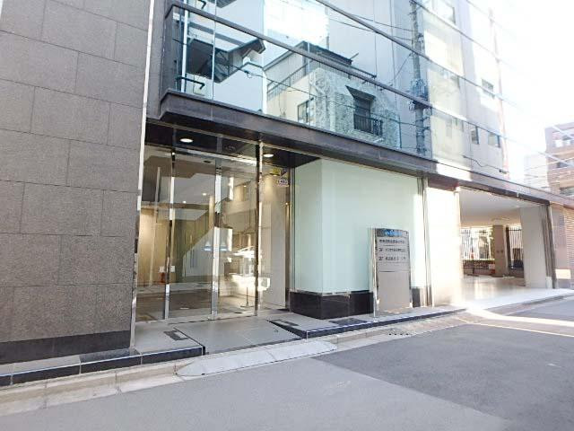 中央法規ビルエントランス①