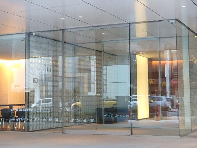 エントランス②