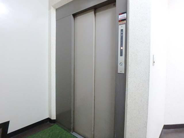 岩瀬ビルホール③