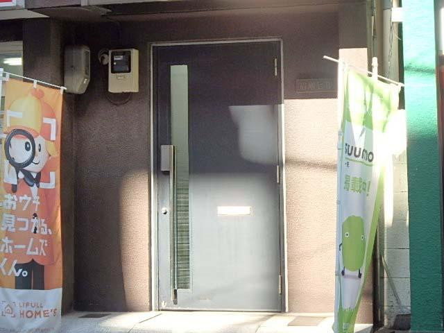 岩瀬ビルエントランス②