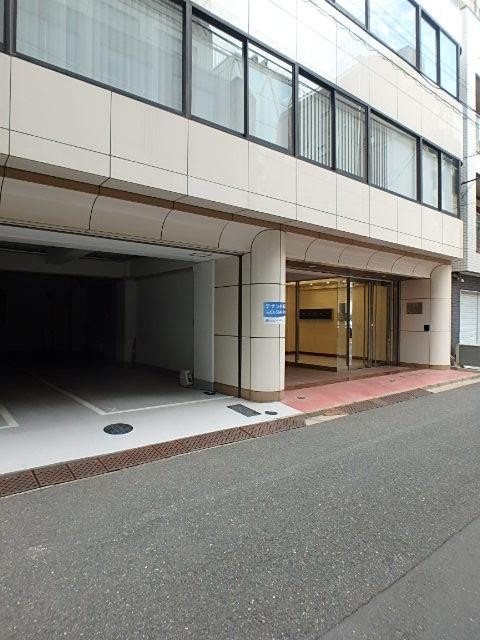 ＲＡＩＤ上野御徒町エントランス①