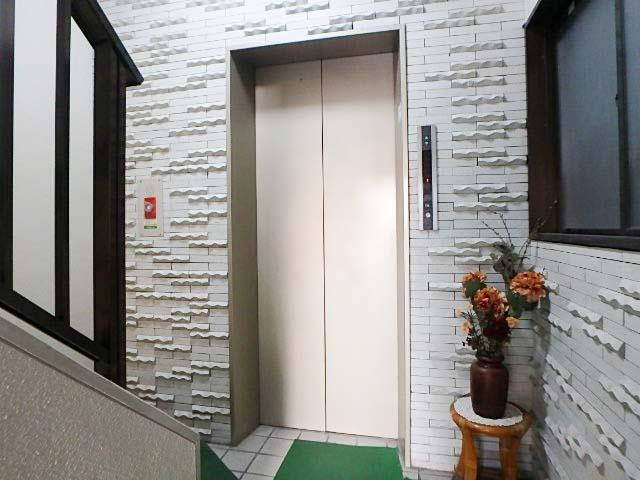 中山ビルホール②