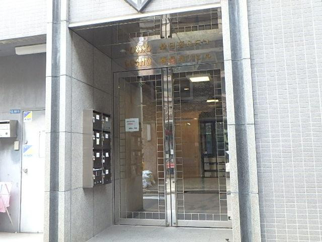 ＧＯＳＨＯ　春日通りビルエントランス②