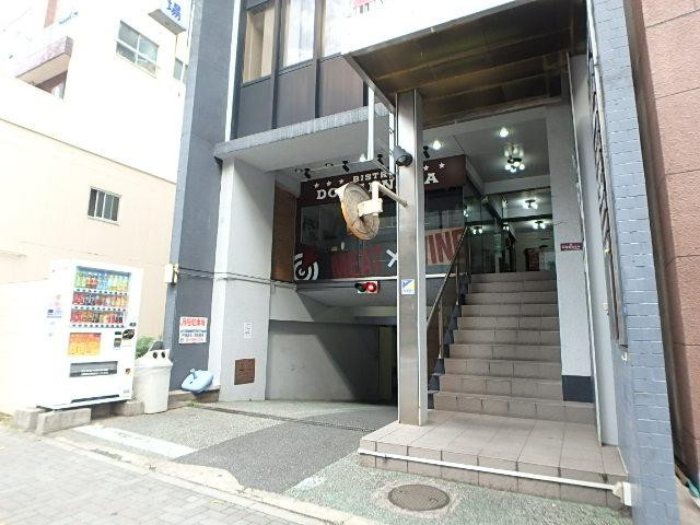 廣丸ビル１エントランス①