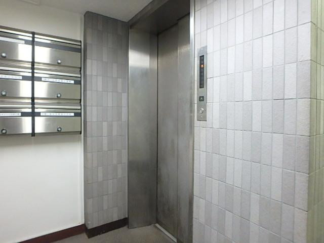 ホール②