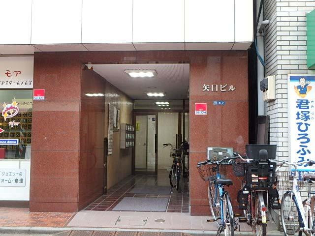 矢口ビルエントランス②