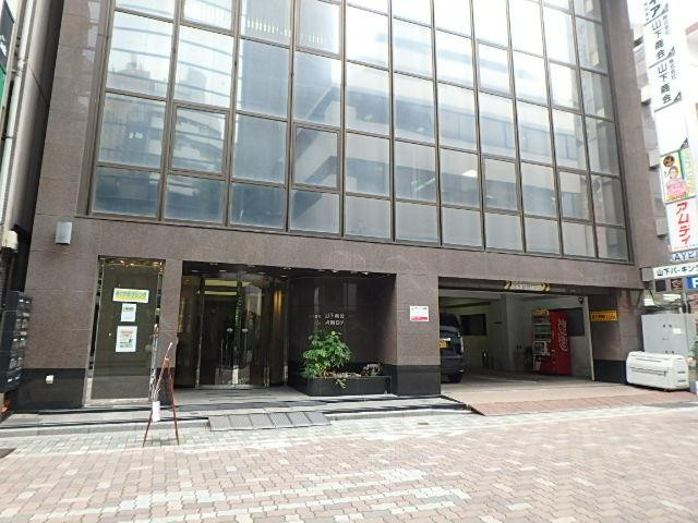 エントランス①