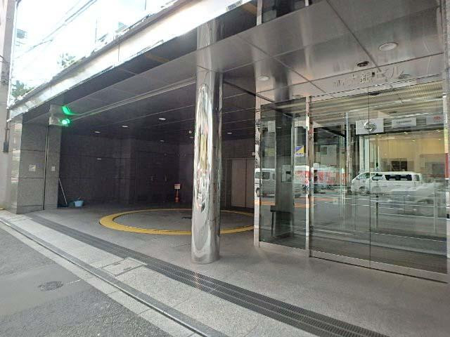 第７大銀ビルエントランス①