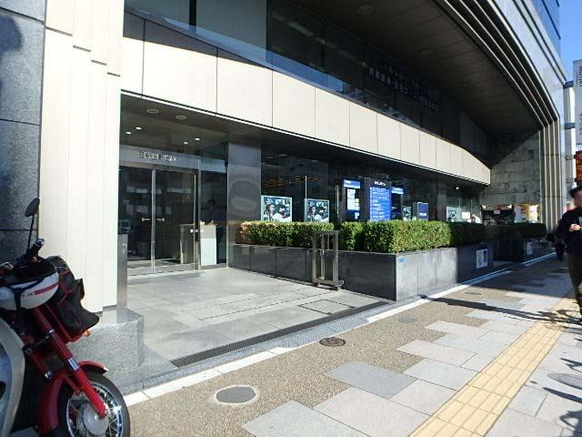 エントランス①