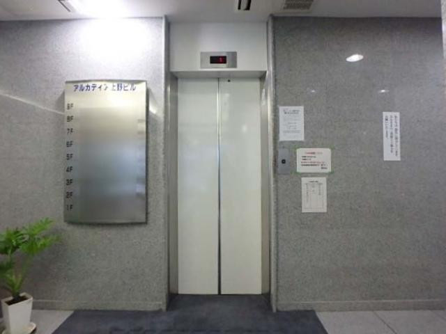 ホール②