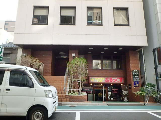 坂田ビルエントランス①